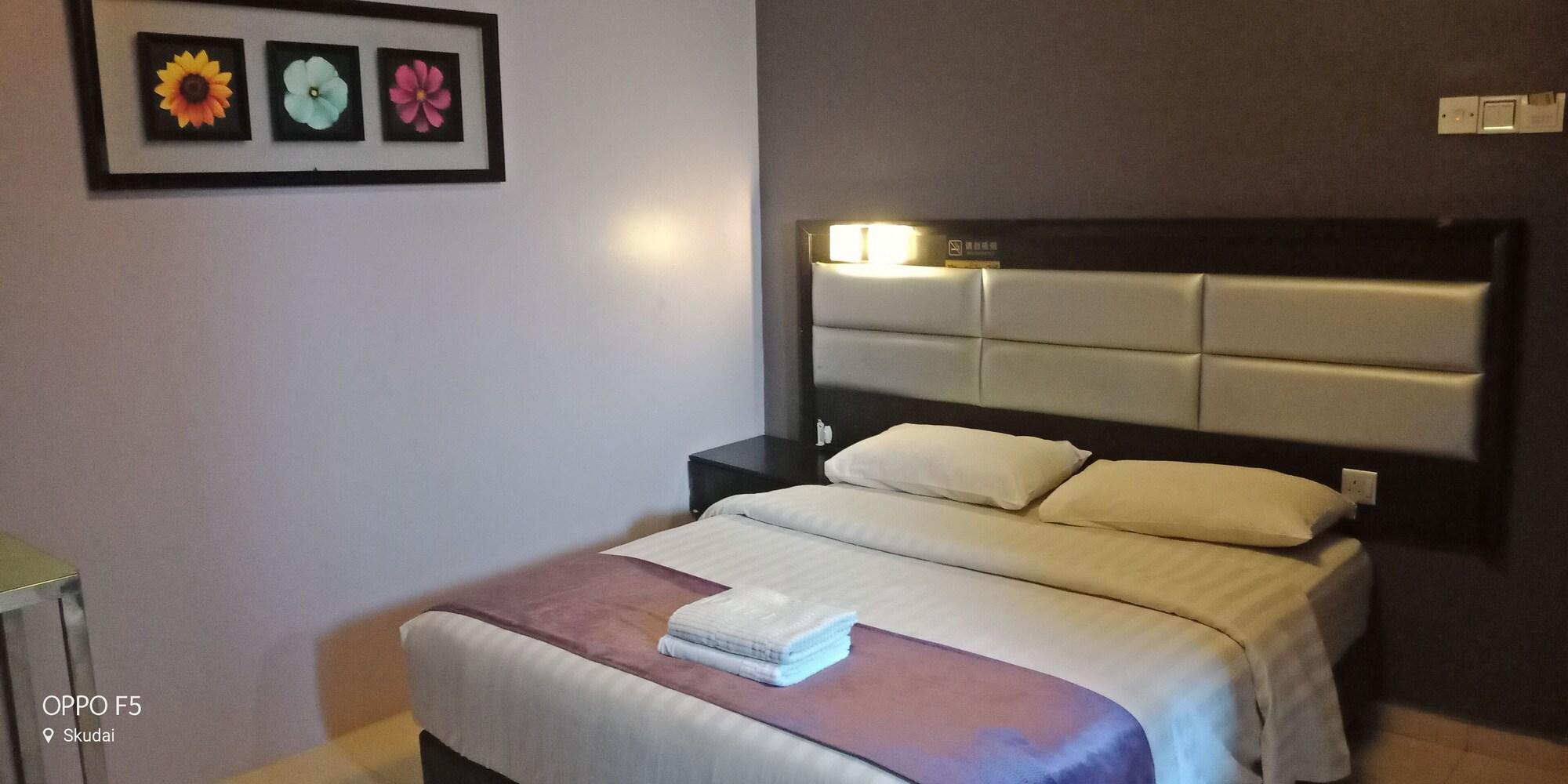 T Hotel Johor Bahru Секудаи Экстерьер фото