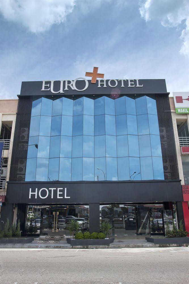 T Hotel Johor Bahru Секудаи Экстерьер фото