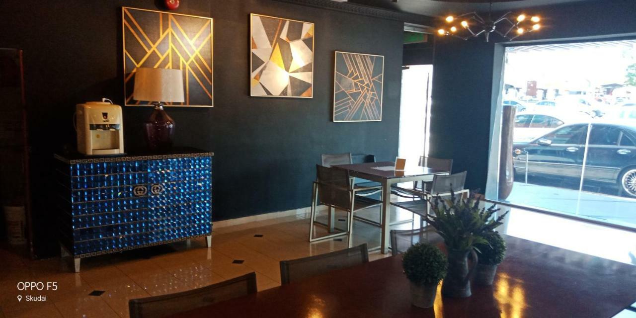 T Hotel Johor Bahru Секудаи Экстерьер фото